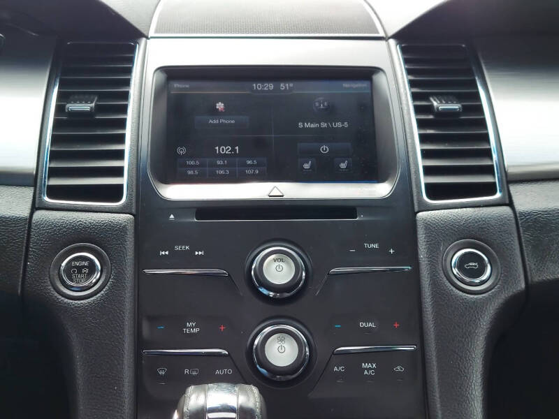 2015 Ford Taurus SEL
