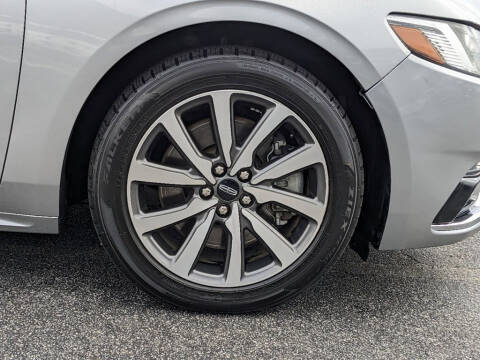 2020 Lincoln Continental Standard