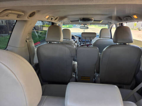 2013 Toyota Sienna