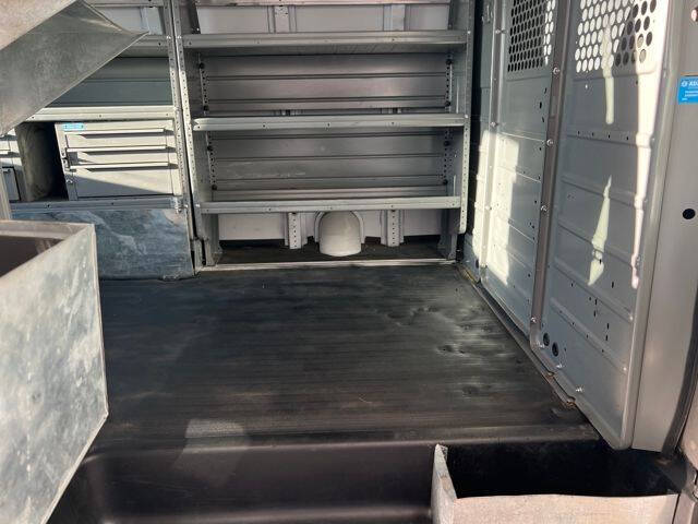 2021 GMC Savana 2500