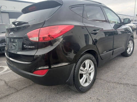 2013 Hyundai Tucson GLS