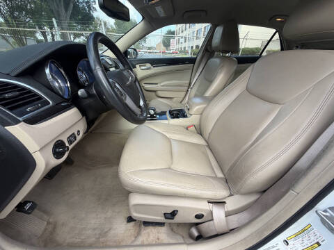 2013 Chrysler 300