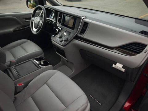 2017 Toyota Sienna
