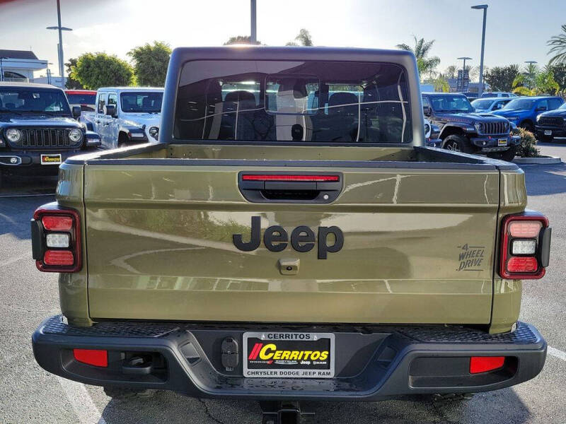 2026 Jeep Gladiator Willys