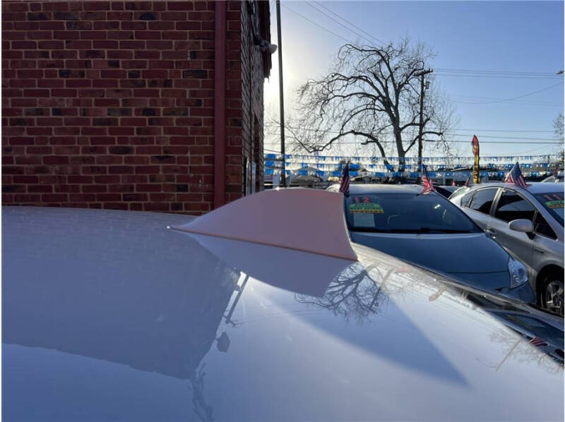 2015 BMW 5 Series 528i