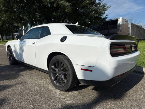 2022 Dodge Challenger SXT