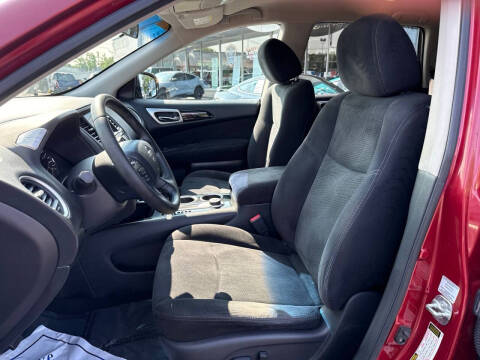 2014 Nissan Pathfinder SV