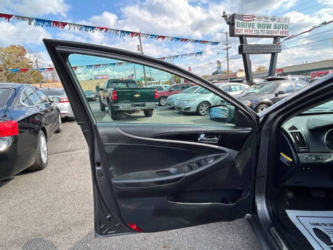 2011 Hyundai Sonata SE