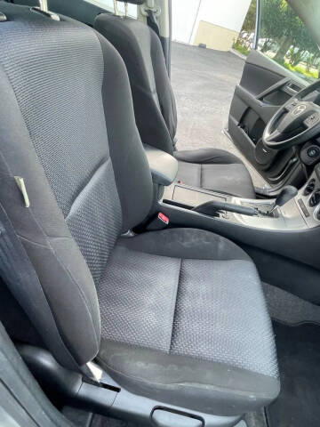 2010 Mazda MAZDA3 i Touring