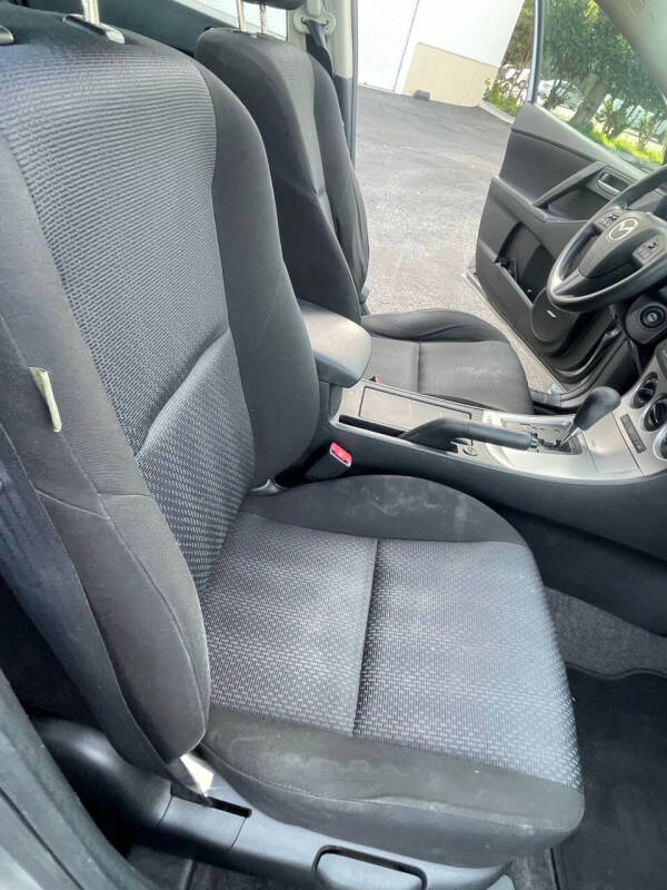 2010 Mazda MAZDA3 i Touring