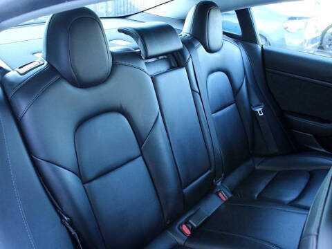 2020 Tesla Model 3 Standard Range Plus