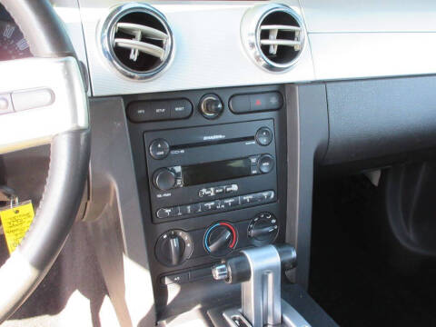 2005 Ford Mustang