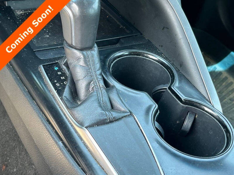 2018 Toyota Camry SE
