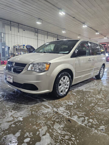 2016 Dodge Grand Caravan for sale at WESTSIDE GARAGE LLC in Keokuk IA