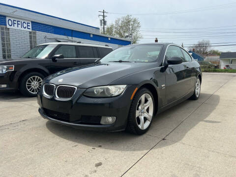 2009 BMW 3 Series for sale at METRO CITY AUTO GROUP LLC in Lincoln Park MI