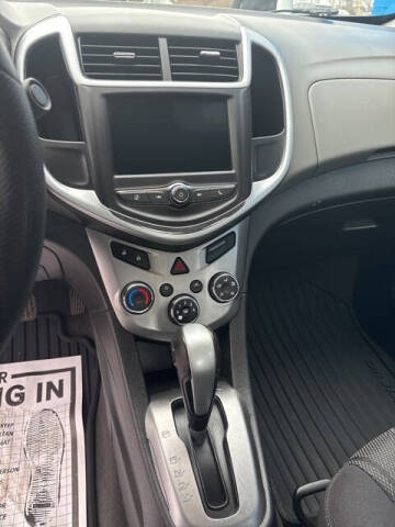 2019 Chevrolet Sonic LT Auto