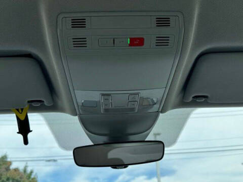 2025 Volkswagen Taos S 4Motion