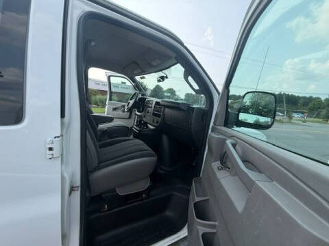 2020 GMC Savana 2500