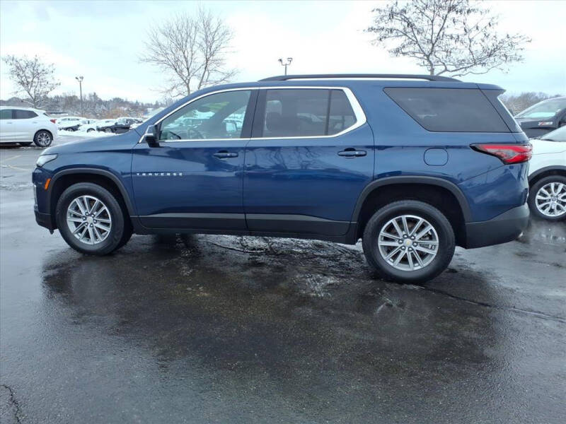 2023 Chevrolet Traverse LT Cloth