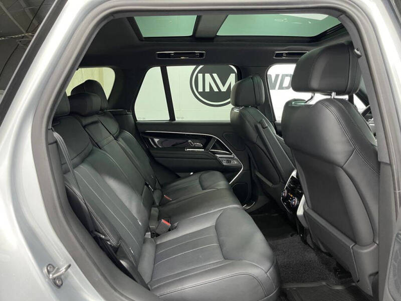 2024 Land Rover Range Rover P530 SE