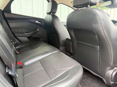2017 Ford Focus Titanium