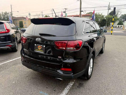 2020 Kia Sorento LX