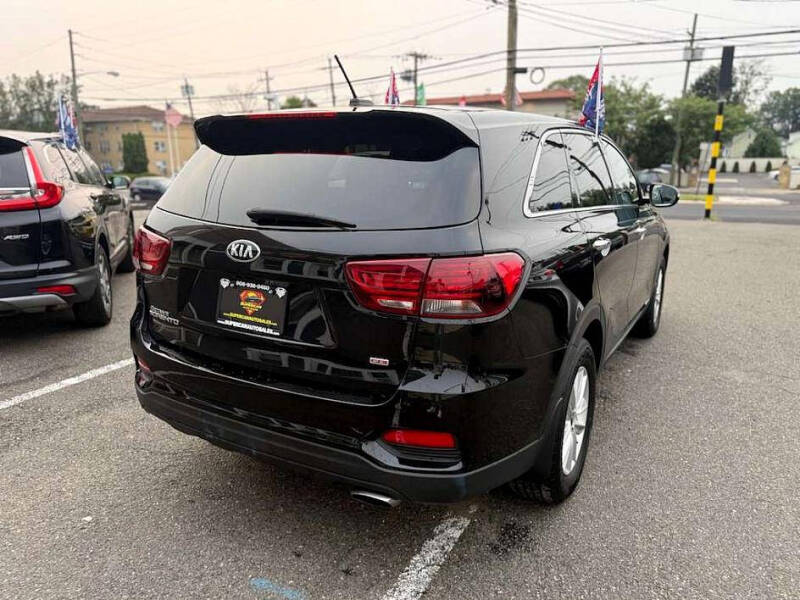 2020 Kia Sorento LX