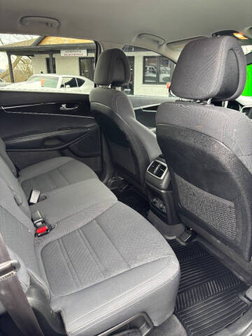2016 Kia Sorento LX