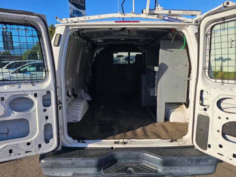 2013 Ford E-Series E-150