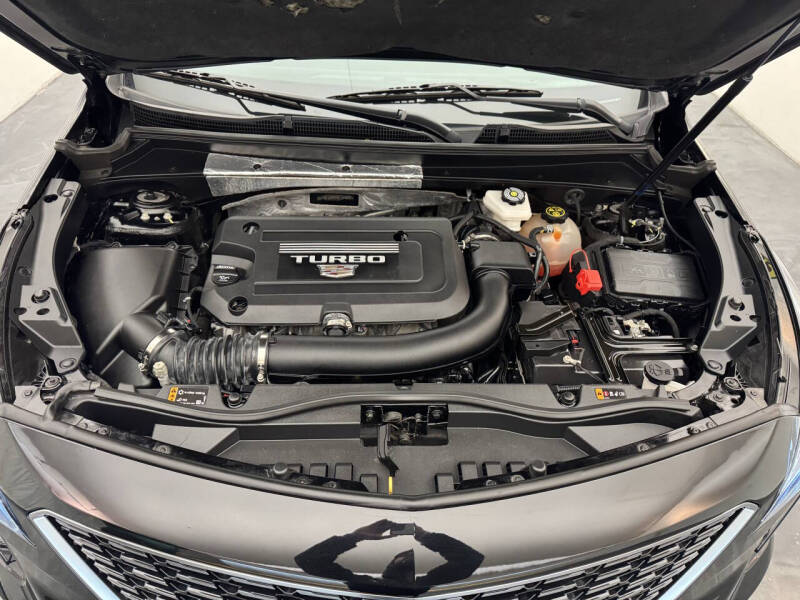 2022 Cadillac XT4 Premium Luxury