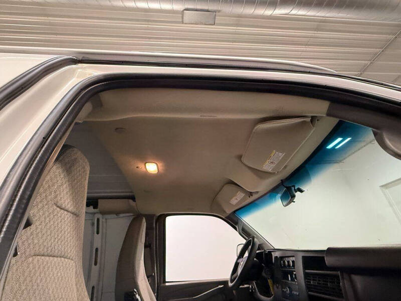 2017 GMC Savana 2500