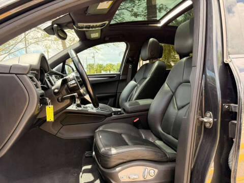 2017 Porsche Macan
