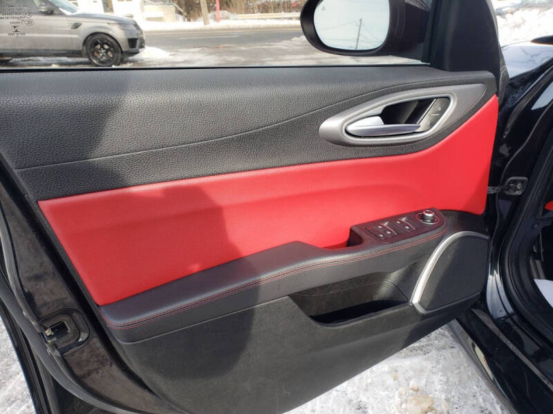 2017 Alfa Romeo Giulia Ti