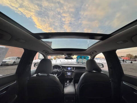 2022 Infiniti QX50 Luxe