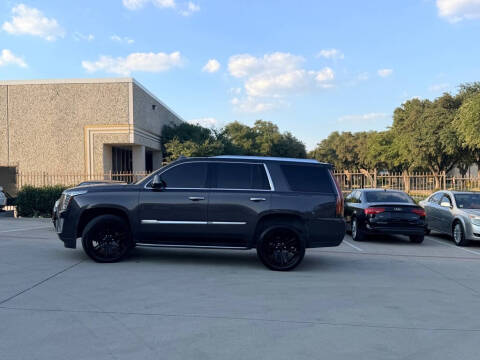 2017 Cadillac Escalade Luxury