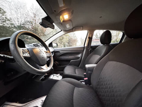 2024 Mitsubishi Mirage ES