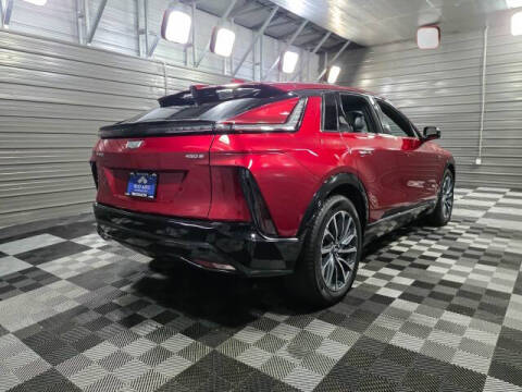 2024 Cadillac LYRIQ Sport 1