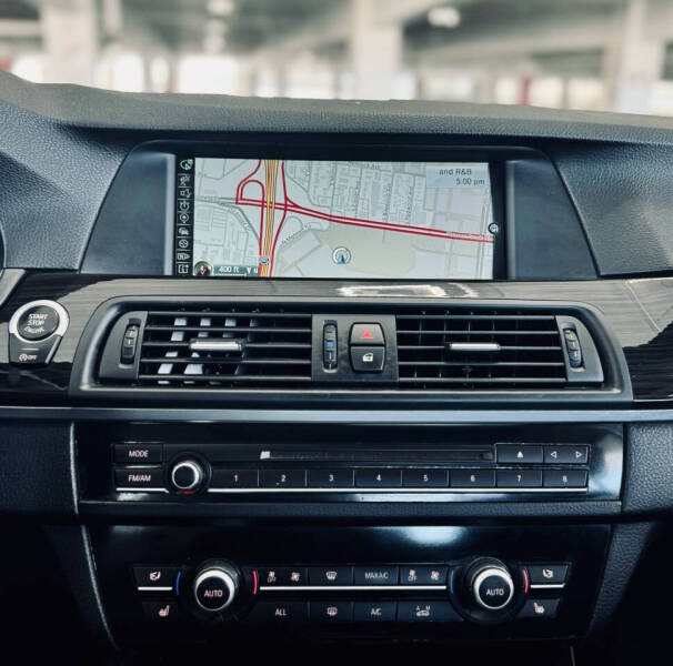 2013 BMW 5 Series 528i