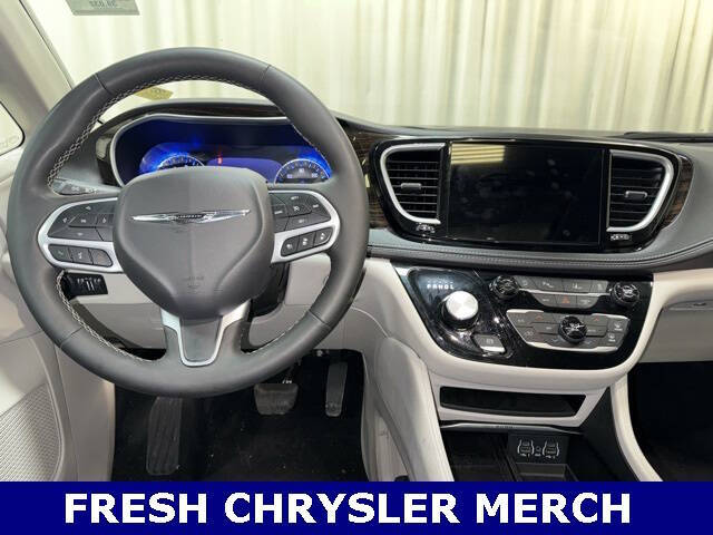 2024 Chrysler Pacifica Limited