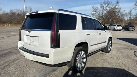 2019 Cadillac Escalade Platinum