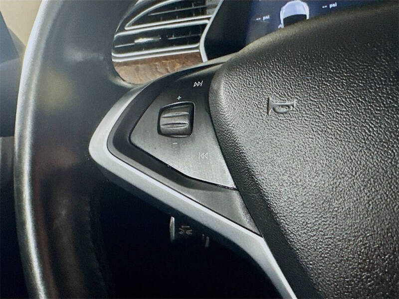 2017 Tesla Model X 75D