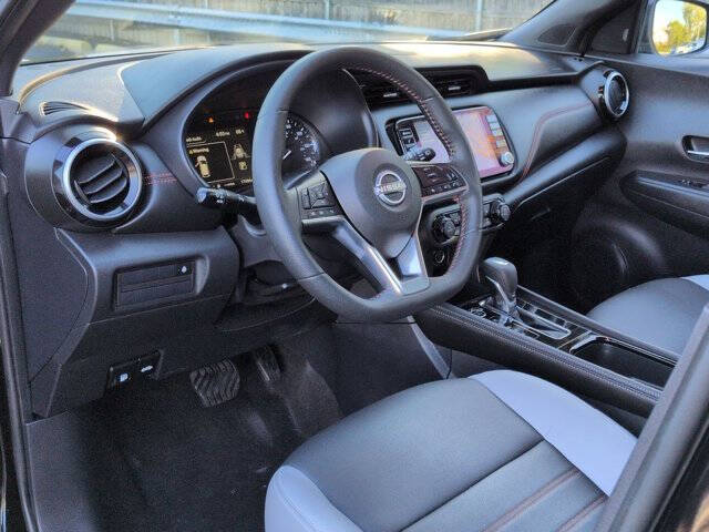 2024 Nissan Kicks SR