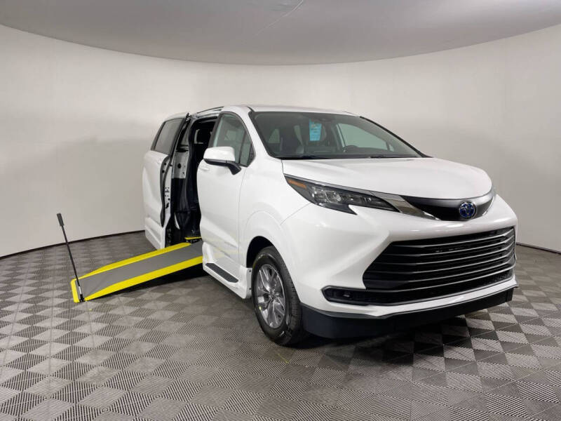 2025 Toyota Sienna for sale at AMS Vans in Tucker GA