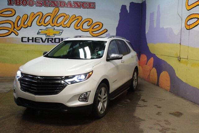 Used 2019 Chevrolet Equinox Premier with VIN 2GNAXYEX6K6108211 for sale in Grand Ledge, MI