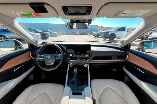 2024 Toyota Grand Highlander Hybrid Limited