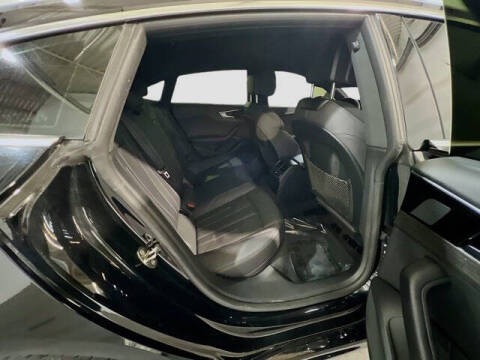 2022 Audi A5 Sportback quattro S line Premium 45 TFSI