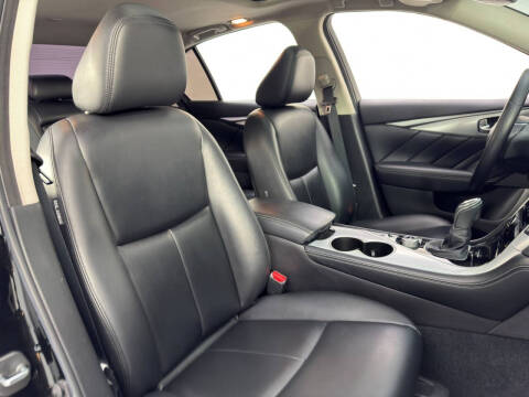 2021 Infiniti Q50 Luxe