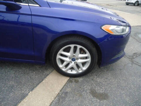 2015 Ford Fusion SE