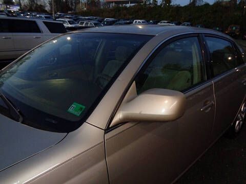 2008 Toyota Avalon XLS