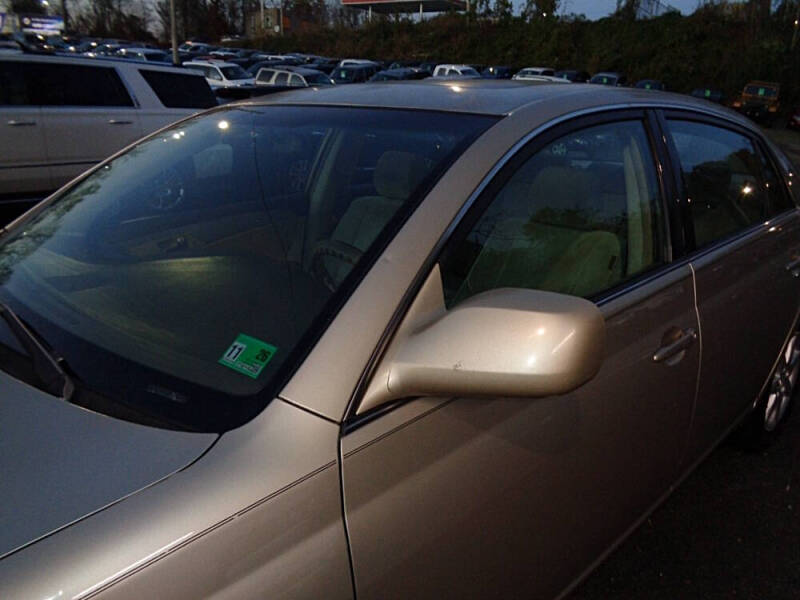 2008 Toyota Avalon XLS